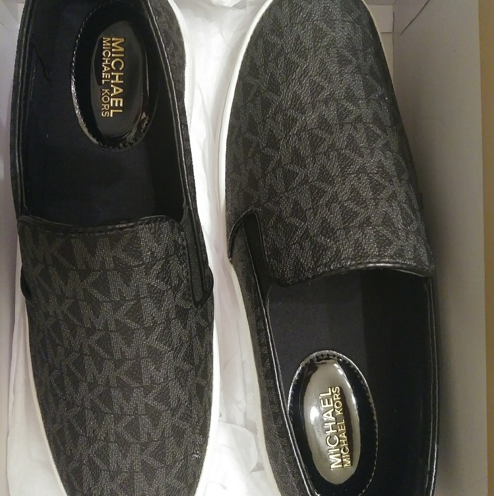 MK slipon shoes